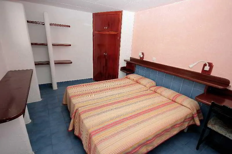 מלון רוזס Ciudad De Vacaciones Cala Montjoi 0*,