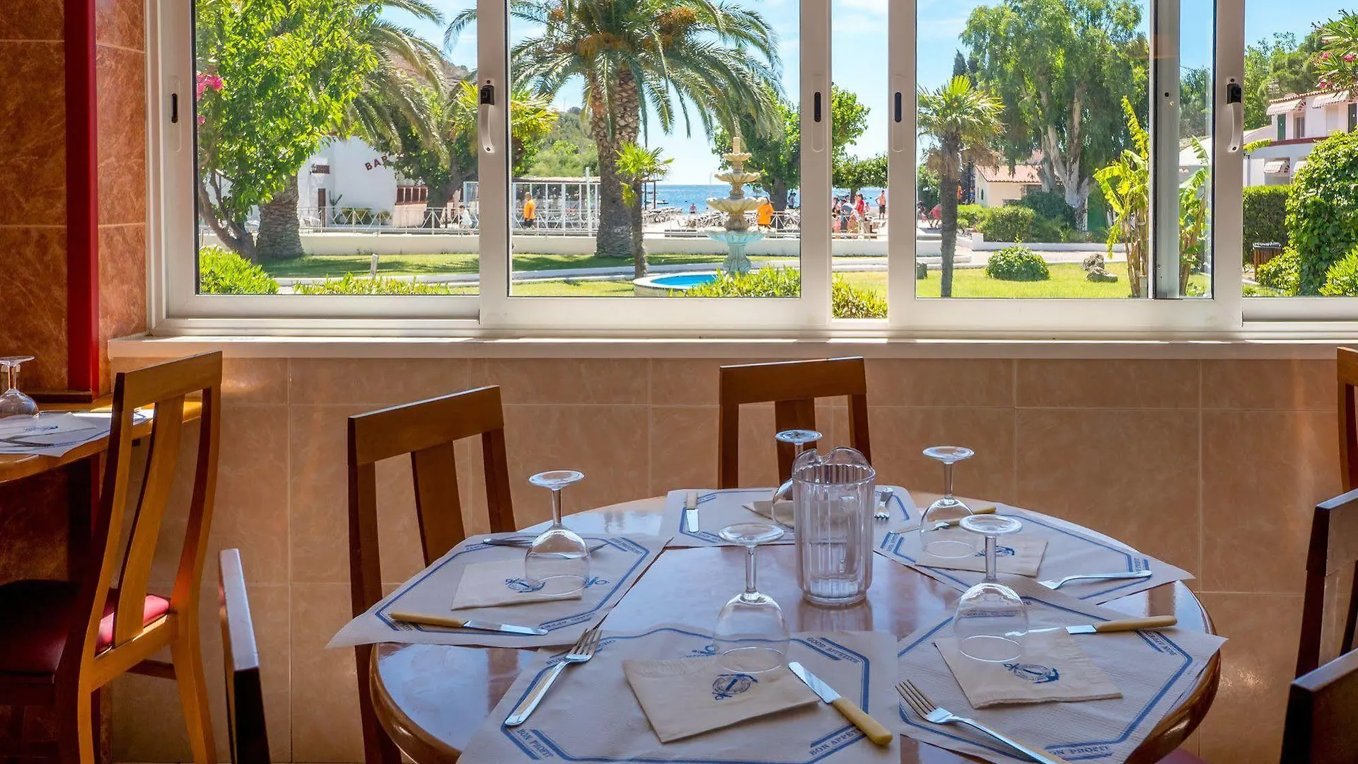 מלון רוזס Ciudad De Vacaciones Cala Montjoi