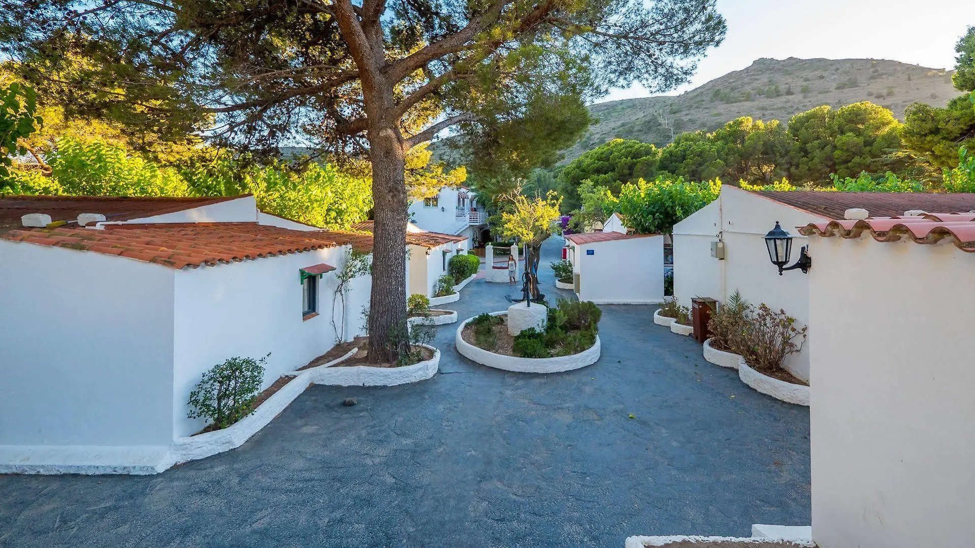 מלון רוזס Ciudad De Vacaciones Cala Montjoi