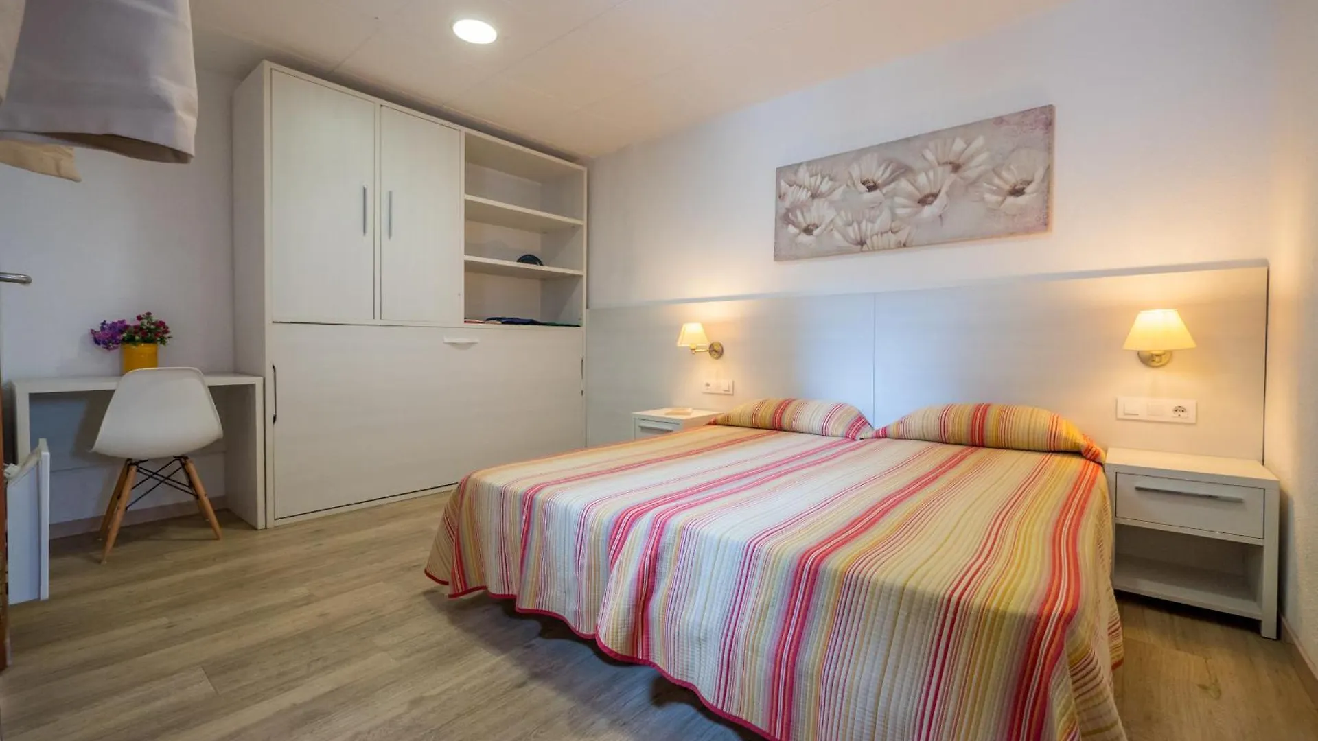 ホテル Ciudad De Vacaciones Cala Montjoi ロザス スペイン